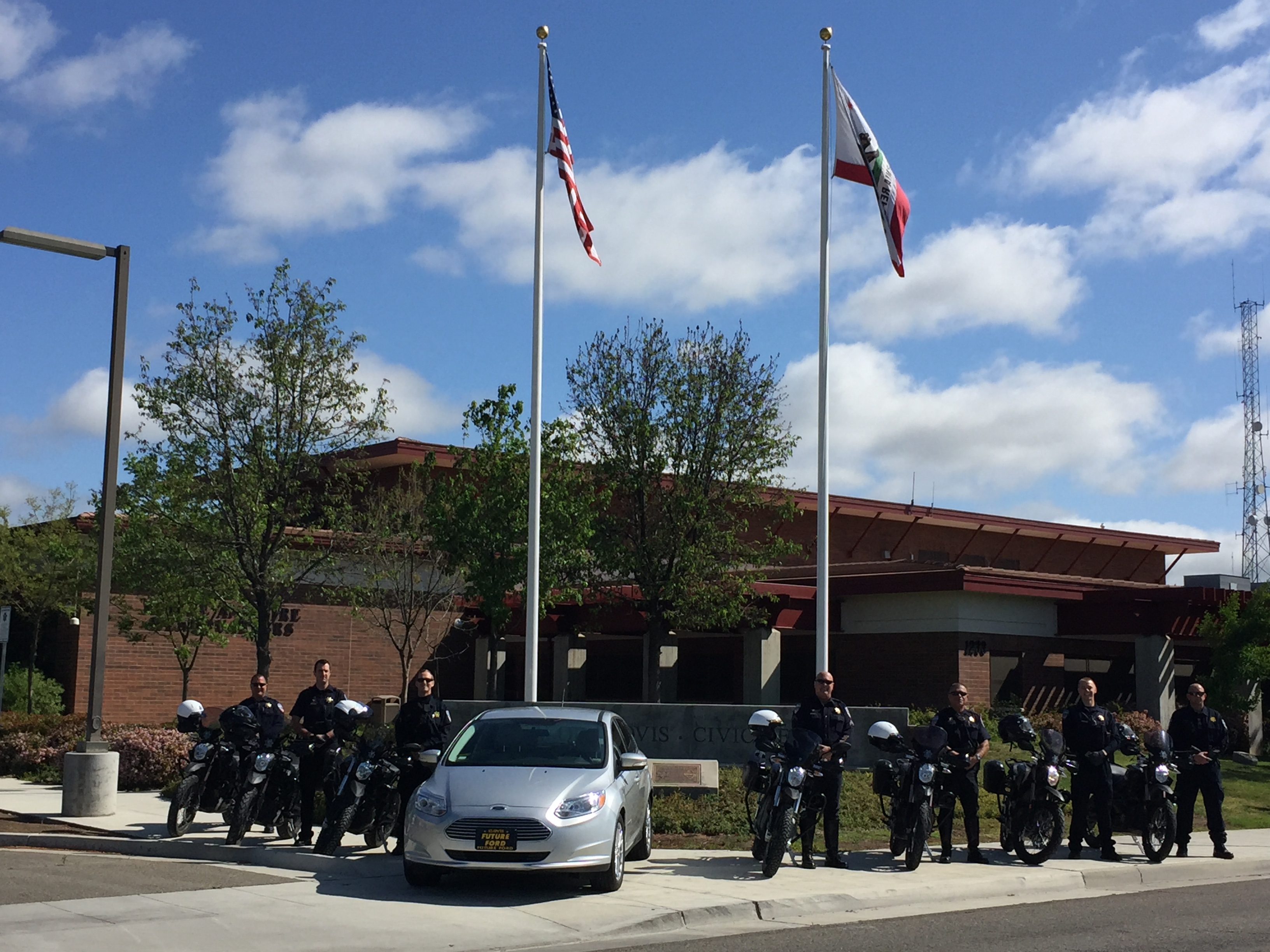 You are currently viewing Clovis Police Unveil Largest Fleet of Zero Electric Police Motorcycles in the United States