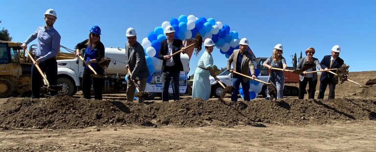 Groundbreaking Ceremony At Butterfly Gardens - City Of Clovis